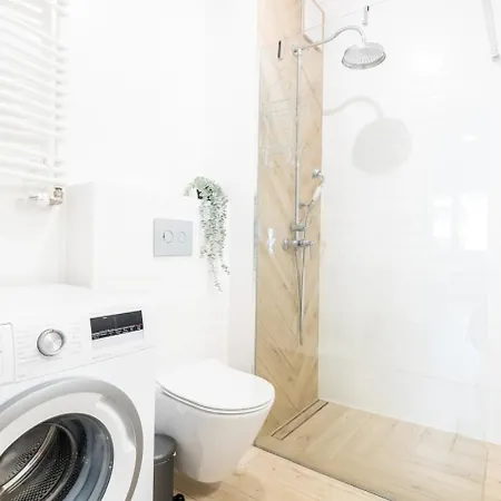 Superb Bielany Balcony&parking *